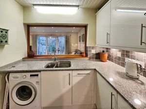 Kitchen- click for photo gallery